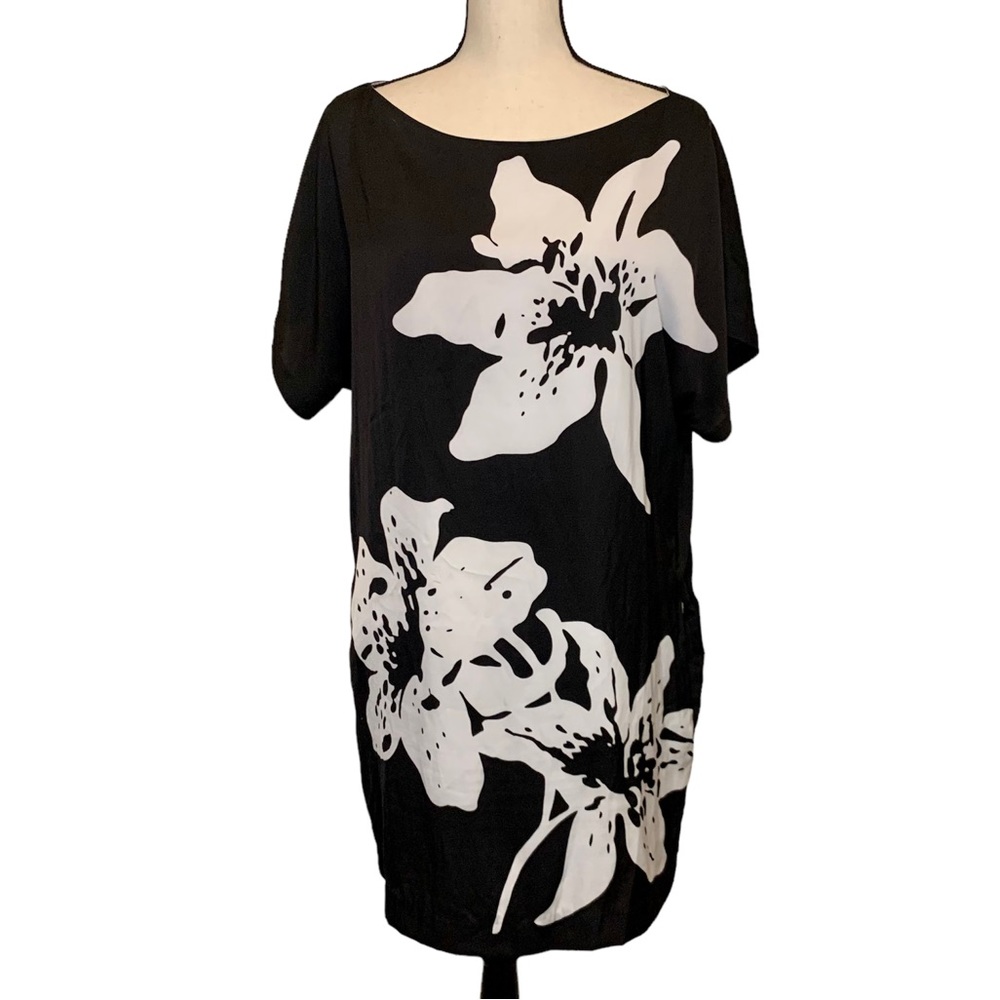 Banana Republic Short Sleeve Dora Floral Tunic Shift Dress Black & White Medium